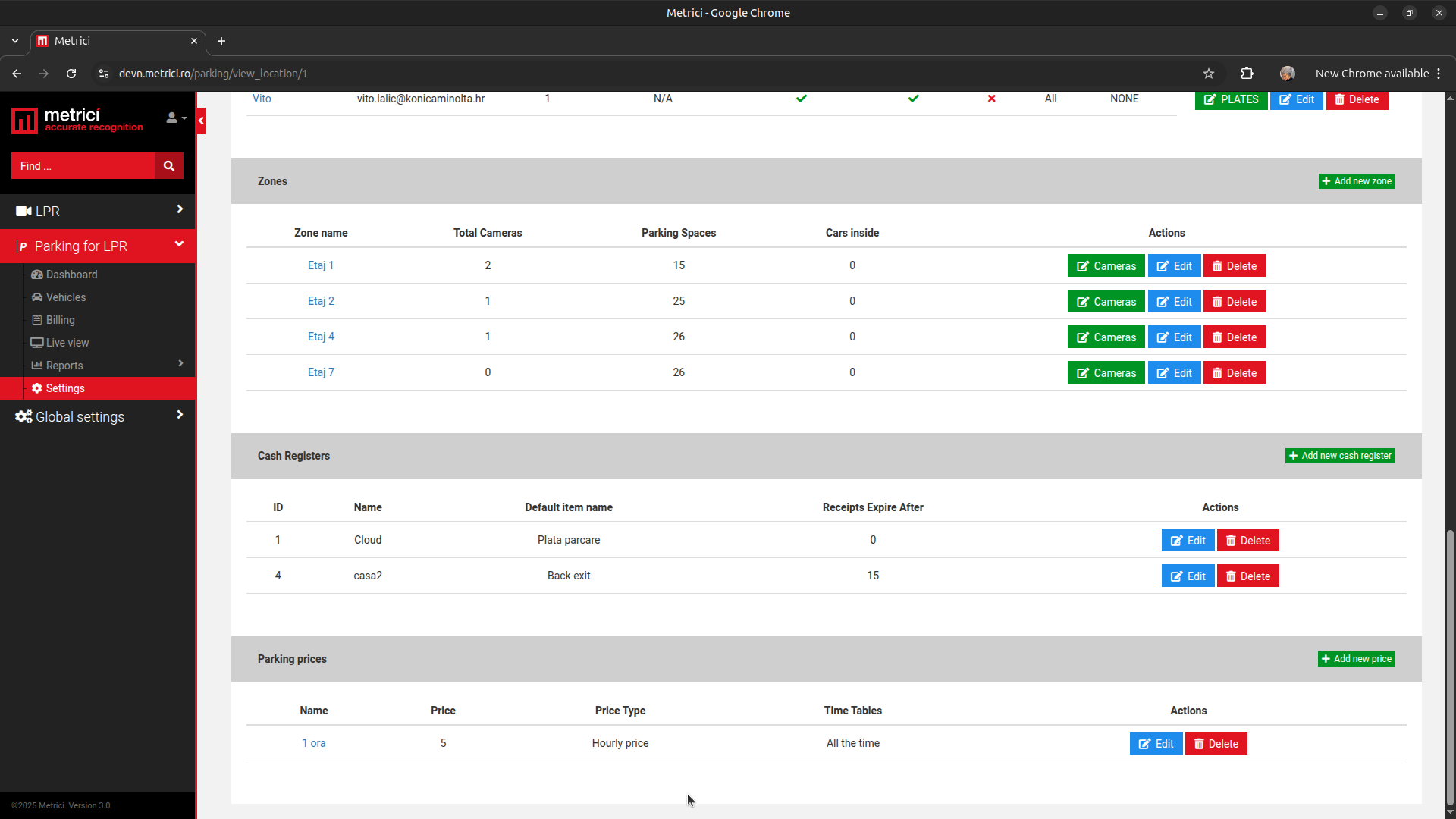 Web application Settings page for a parking location showing the Cash Registers table (Cloud / Plata parcare / Receipt expire 0) and the Parking prices table (1 ora / 5 / Hourly price / All the time).